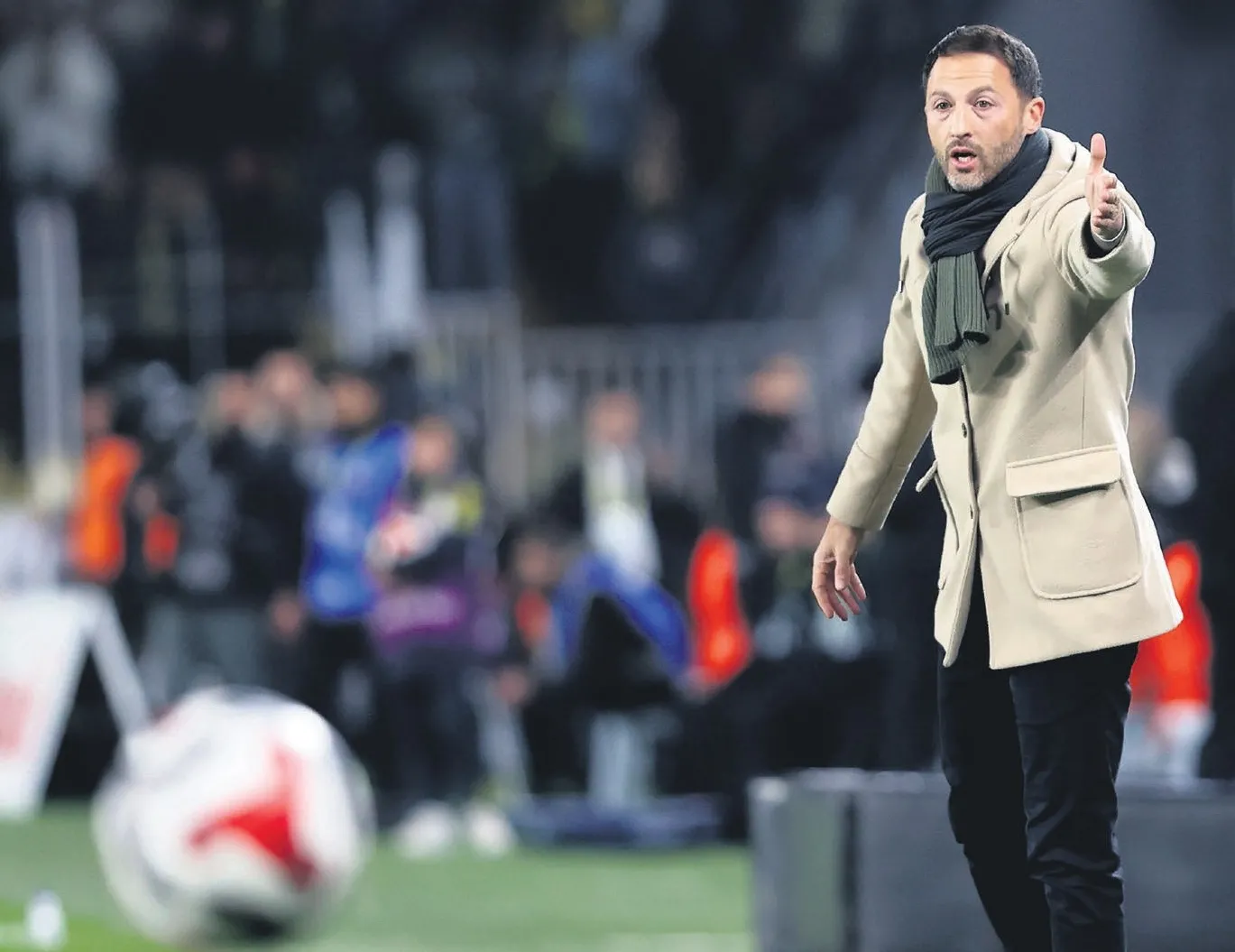 Alkışlar Tedesco’ya