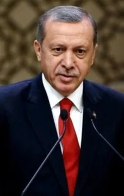"Erdoğan çekilsin diyen AKP’li yazar"