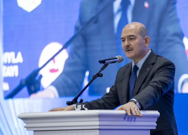 icisleri-bakani-suleyman-soyludan-ifsa-iste-isim-isim-ibbdeki-teror-kadrolasmasi-1672238931030.jpg