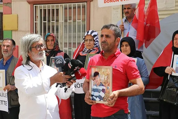 diyarbakirda-evlat-nobetindeki-aile-sayisi-360-oldu-1686670052235.jpeg Diyarbakır’da evlat nöbetindeki aile sayısı 360 oldu!-4