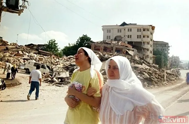Hükümetin deprem bölgesine ancak 3 gün sonra geldiği 17 Ağustos'un üzerinden 22 yıl geçti