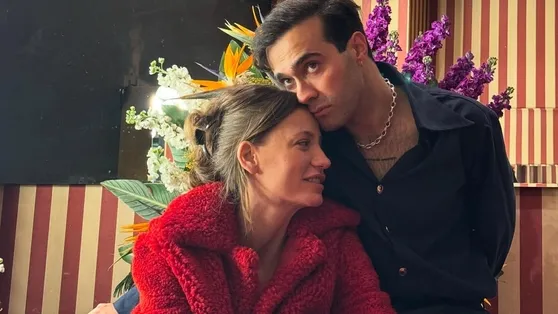 Mert Demir ve Serenay Sarıkaya’dan aşk paylaşımı