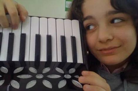 savcilik-10-aydir-tacizcinin-pesinde-genc-kiz-yasadigi-dehseti-sosyal-medyadan-anlatti-1659678211458.jpg Tacizci şef 10 aydır ortada yok! Yurt dışına mı kaçtı?-4