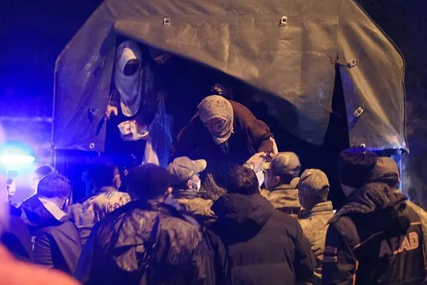 Son dakika: Trakya'yı etkisi altına alan sağanak yağış büyüyor! Mahsur kalanları asker kurtardı-3