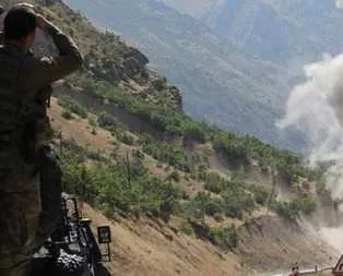 Saldırı düzenleyen PKK’lı parçalara ayrıldı