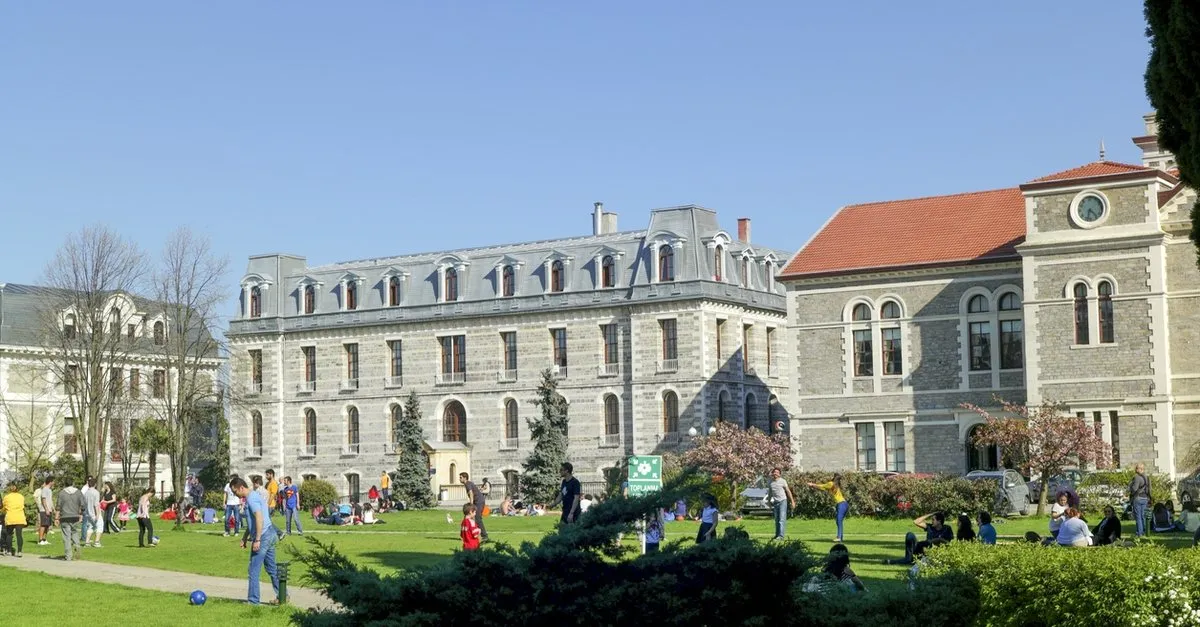 Istanbul Ankara Izmir Universiteler Tatil Mi Tatil Olan Universiteler Hangileri Universite Tatil Haberleri Takvim