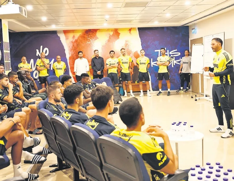 Futbolcuya göre sistem takıma göre oyun