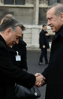 Viktor Orban'dan Cumhurbaşkanı Erdoğan'a tebrik telefonu