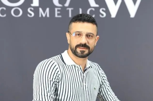 Uraw Kozmetik’in yeni yüzü Özge Ulusoy oldu