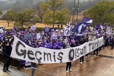 Hiroshima taraftarından ’Geçmiş olsun Türkiye’ pankartı!