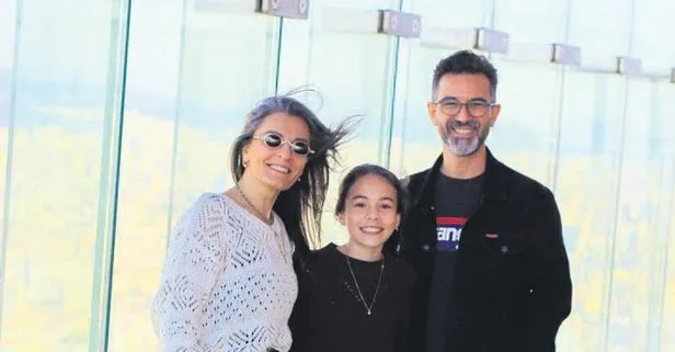 Çocuk oyuncu Aylin Akpınar ailesi ile İstanbul'un eşsiz manzarasının tadını çıkarttı