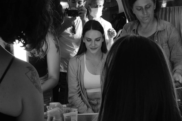 maraslinin-guzel-mahuru-alina-bozdan-duygusal-paylasim-kamera-arkasini-goruntulerini-yayinladi-iyi-ki-diyerek-veda-etti-1626212800561.jpg Maraşlı’nın güzel Mahur’u Alina Boz’dan duygusal paylaşım! Kamera arkasını görüntülerini yayınladı ‘İyi ki’ diyerek veda etti-5