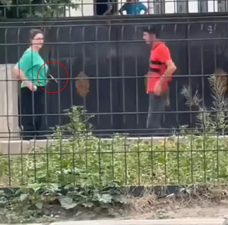 Son dakika: Mardin'de okuldan atılan kız öğrenci silahla okulu bastı-3