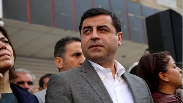 1685551344543.jpeg Bölücüler birbirini satmaya başladı! Siyaseti bırakan Selahattin Demirtaş ile HDPKK arasında çatışma: İşte istifanın perde arkası...-6