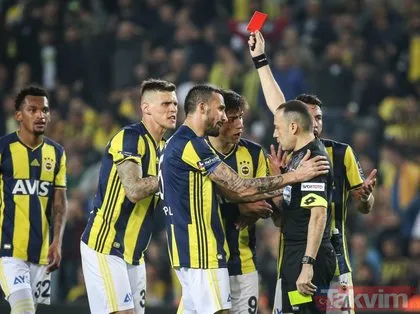 İşte Galatasaray - Fenerbahçe maçı hakemi Cüneyt Çakır’ın derbi karnesi