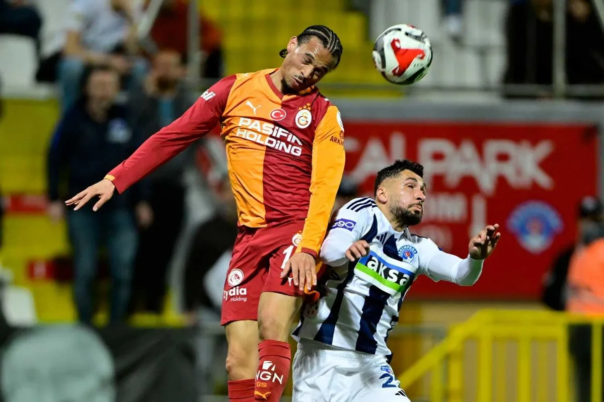 super-ligde-galatasaray-kasimpasayi-konuk-ediyor-1791524483312.jpeg Okan Buruk'tan sağ bek sürprizi! Kasımpaşa maçında forma o ismin-4