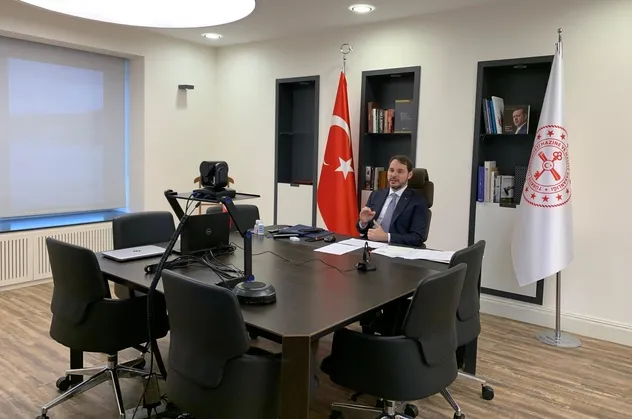 Son dakika: Hazine ve Maliye Bakanı Berat Albayrak paylaştı: Kollarımızı sıvadık