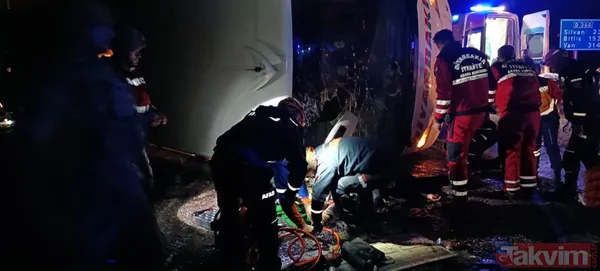 Diyarbakır - Silvan Karayolu'nda yolcu otobüsü devrildi! Çok sayıda ölü ve yaralı var - 12