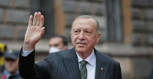Başkan Recep Tayyip Erdoğan’dan ’3 Kasım’ mesajı: Millete hizmet yolunda durmaksızın çalışmaya devam edeceğiz