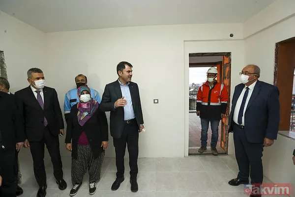 Çevre ve Şehircilik Bakanı Murat Kurum, Antalya'nın Manavgat ilçesinde yangından en çok etkilenen köyü ziyaret etti - 10