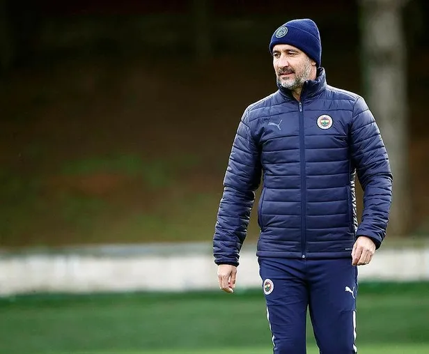 besiktas-kara-bulutlari-dagitmak-istiyor-super-ligde-5-mactir-kazanamayan-kara-kartal-hedef-mutlak-galibiyet-1639257833783.jpeg Beşiktaş kara bulutları dağıtmak istiyor! Süper Lig'de 5 maçtır kazanamayan Kara Kartal'da hedef mutlak galibiyet-11