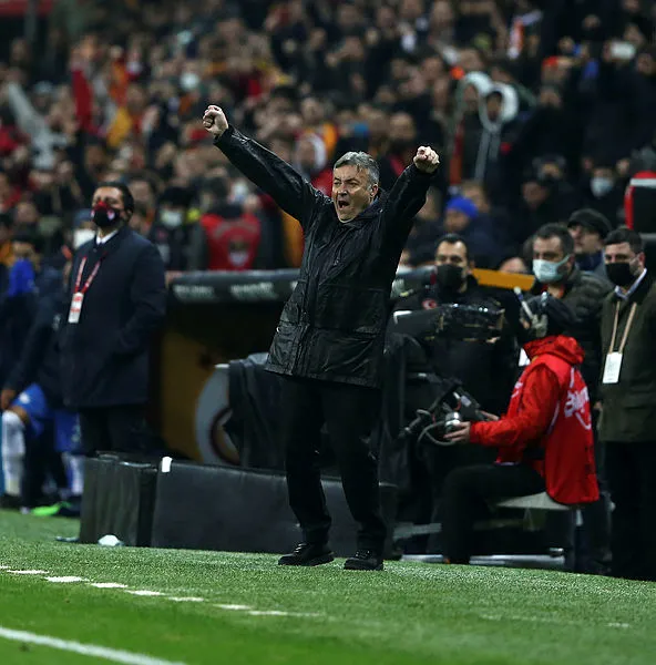 domenec-torrentten-barcelona-maci-oncesi-fatih-terime-flas-gonderme-1646916224033.jpg Domenec Torrent'ten Barcelona maçı öncesi Fatih Terim'e flaş gönderme-3