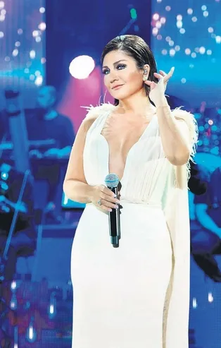 Sibel Can yılbaşı akşamı sahneden kazandığı 2.5 milyonu toprağa gömdü!