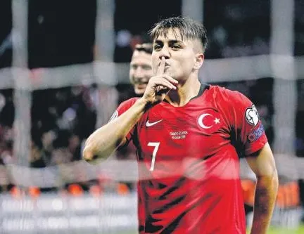 Cengiz Leicester’a