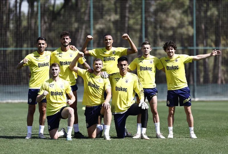 FENERBAHÇE HABERLERİ | İsmail Kartal'dan sürpriz 11 kararı! O isimler kulübede - 6