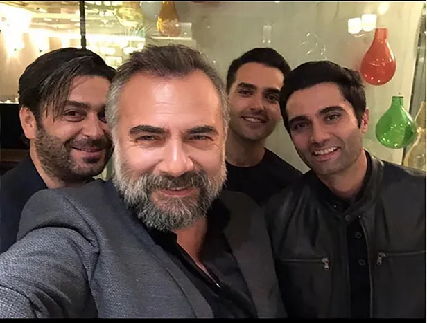 edhoda-kafalari-bozacak-3-ayrilik-gelismesi-boyle-gun-yuzune-cikti-seyircisinin-hisleri-allak-bullak-1630909654609.jpg EDHO'da kafaları bozacak 3 ayrılık gelişmesi! Böyle gün yüzüne çıktı seyircisinin hisleri allak bullak-6