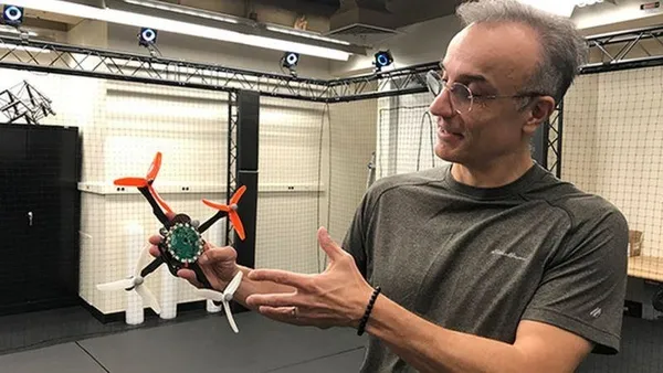 Mars’a gönderilen Azim’in yere çakılmasını engelleyen algoritmayı Türk Prof. Behçet Açıkmeşe geliştirdi