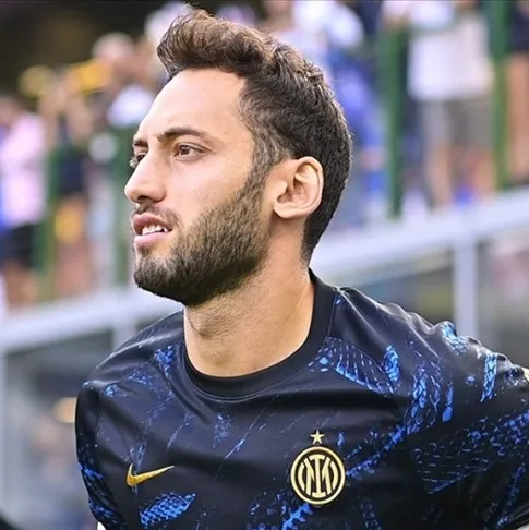 Hakan Inter’de kalmak istiyor