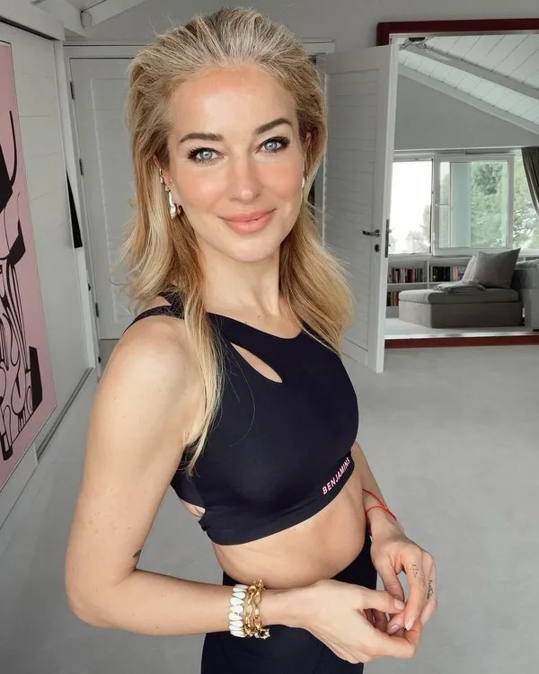 burcu esmersoy dan beyaz sac itirafi erkekte beyaz sac seviyorum dedi 5 yil oncesini anlatti takvim