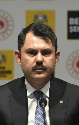 İdlib şehidi Hasan Hüseyin Özdemir'in babası ile Bakan Kurum arasında duygulandıran konuşma