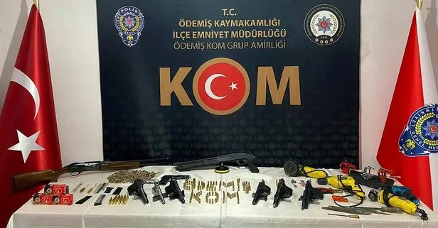İzmir’in Ödemiş ilçesinde evinde kaçak tabanca yapan kişiye polis baskını