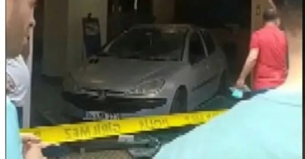 Sürücü paniğe kapıldı otomobil bankaya girdi