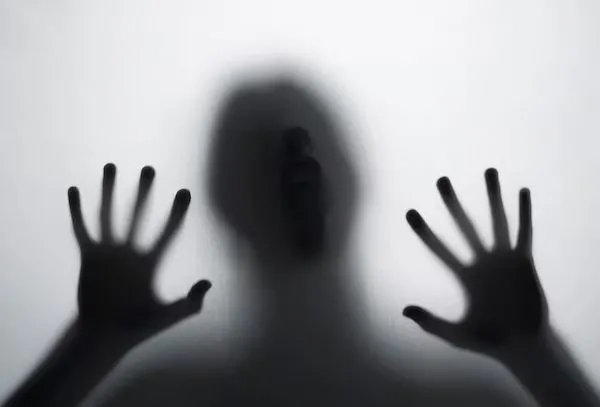 bilimsel-calisma-insanlarin-hayaletlere-inanmasinin-gercek-nedenini-acikladi-1740513025918.jpg Hayaletlere inanmanın bilimsel açıklaması geldi! İnsan beyninin sırları deşifre edildi-5