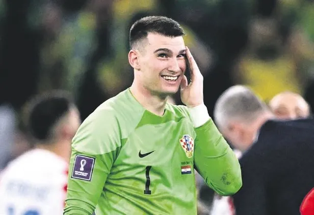 brezilyayi-penaltilarla-gecen-hirvatistan-yari-finalde-arjantin-ile-kozlarini-paylasacak-1670632224280.jpeg Brezilya'yı penaltılarla geçen Hırvatistan, yarı finalde Arjantin ile kozlarını paylaşacak-2