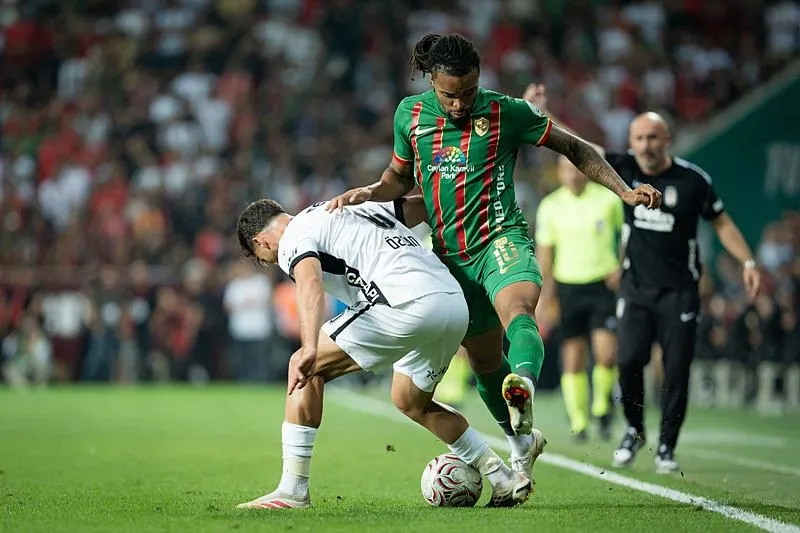 1789973167053.jpeg Spor yazarlarından Amed-Beşiktaş maçı yorumları! Yıldız isimlere eleştiri-5