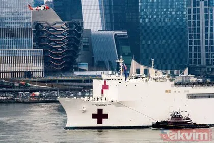ABD Donanması’nın yüzen hastanesi ’Comfort’ New York’a yanaştı