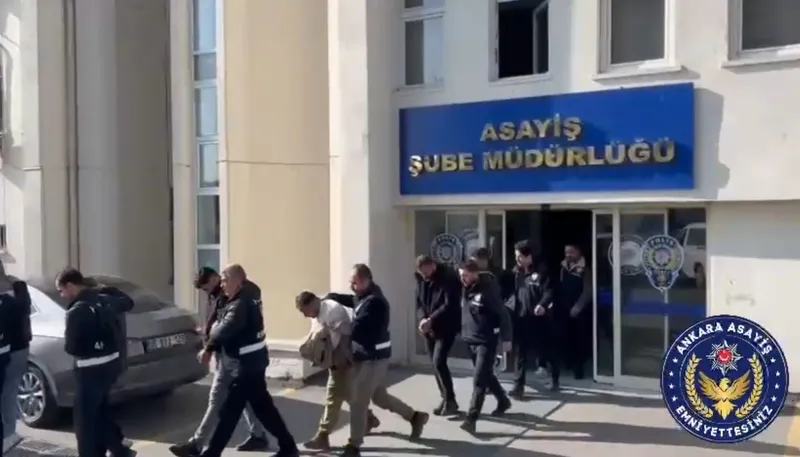 22 ilde borsa dolandırıcılarına operasyon: 29 şüpheli tutuklandı-2