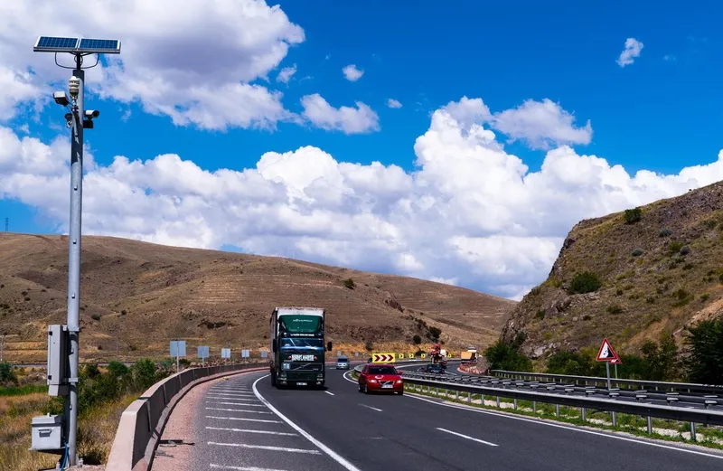 Son dakika: Ulaştırma ve Altyapı Bakanı Abdulkadir Uraloğlu açıkladı! Güvenlik için akıllı yollar geliyor-2