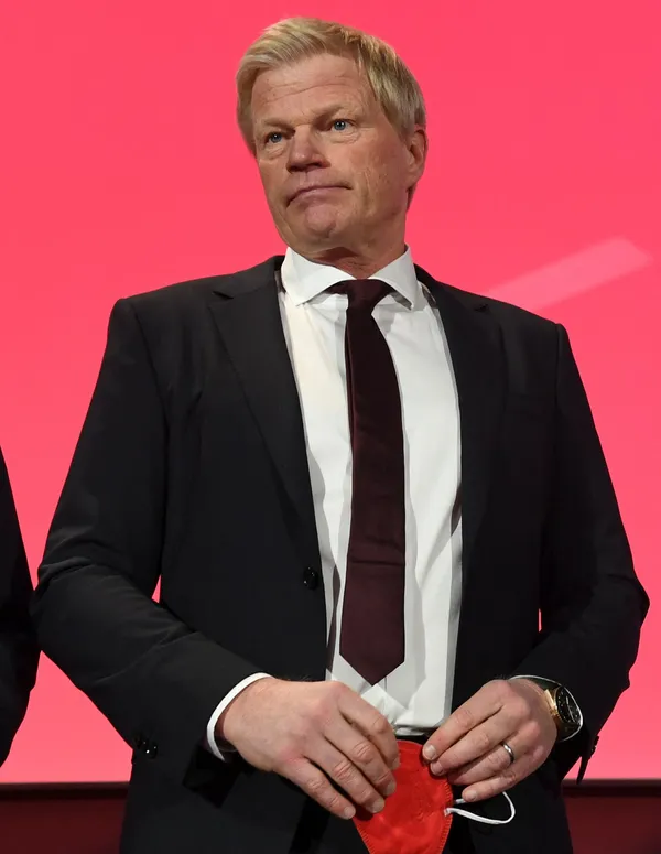 robert-lewandowski-barcelonada-kahn-transferi-acikladi-1657971201518.jpg Robert Lewandowski Barcelona'da! Resmi açıklama geldi-2