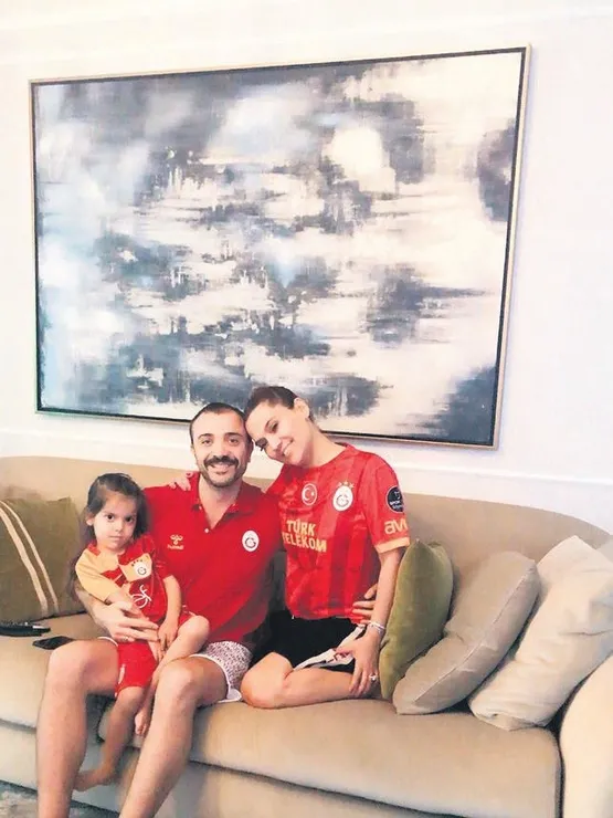 Demet Akalın’ın kızına aldığı oyuncağın fiyatı ’yok artık’ dedirtti...