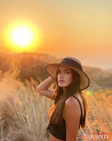 Bahar Candan göğüs frikiği ile 'pes' dedirtti! Bornozuyla video çeken skandallar kraliçesi Bahar Candan... - 9