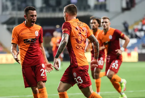 galatasaray-sonunu-getiremedi-kasimpasa-2-2-galatasaray-mac-sonucu-1630260732645.jpg Galatasaray sonunu getiremedi! Kasımpaşa 2 - 2 Galatasaray maç sonucu-3