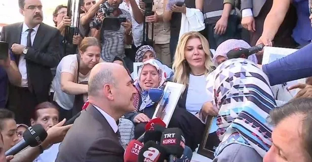 İçişleri Bakanı Süleyman Soylu’dan Diyarbakır’da evlat nöbeti tutan ailelere ziyaret