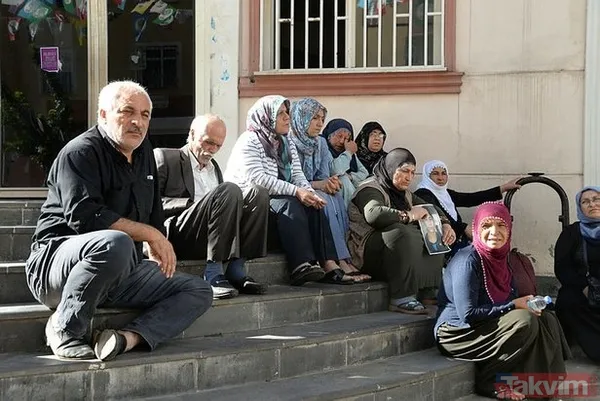 Yılmaz Güney'in eşi Fatoş Güney evlat nöbeti tutan Diyarbakır annelerine destek verdi: Anneler çocuklarına kavuşmalı! - 23
