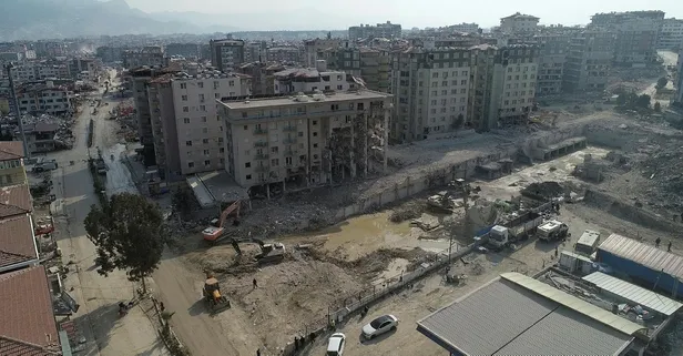 Rönesans Rezidans'ın enkazı kaldırıldı ama Miraç-Esra İlhan çiftinden iz bulunamadı