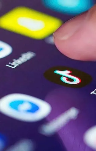 Dijital platformlarda dezenformasyona son! AK Parti açıkladı: AB'nin Dijital Hizmet Yasası’nı Dijital Yasa Teklifi yasamıza aktaracağız